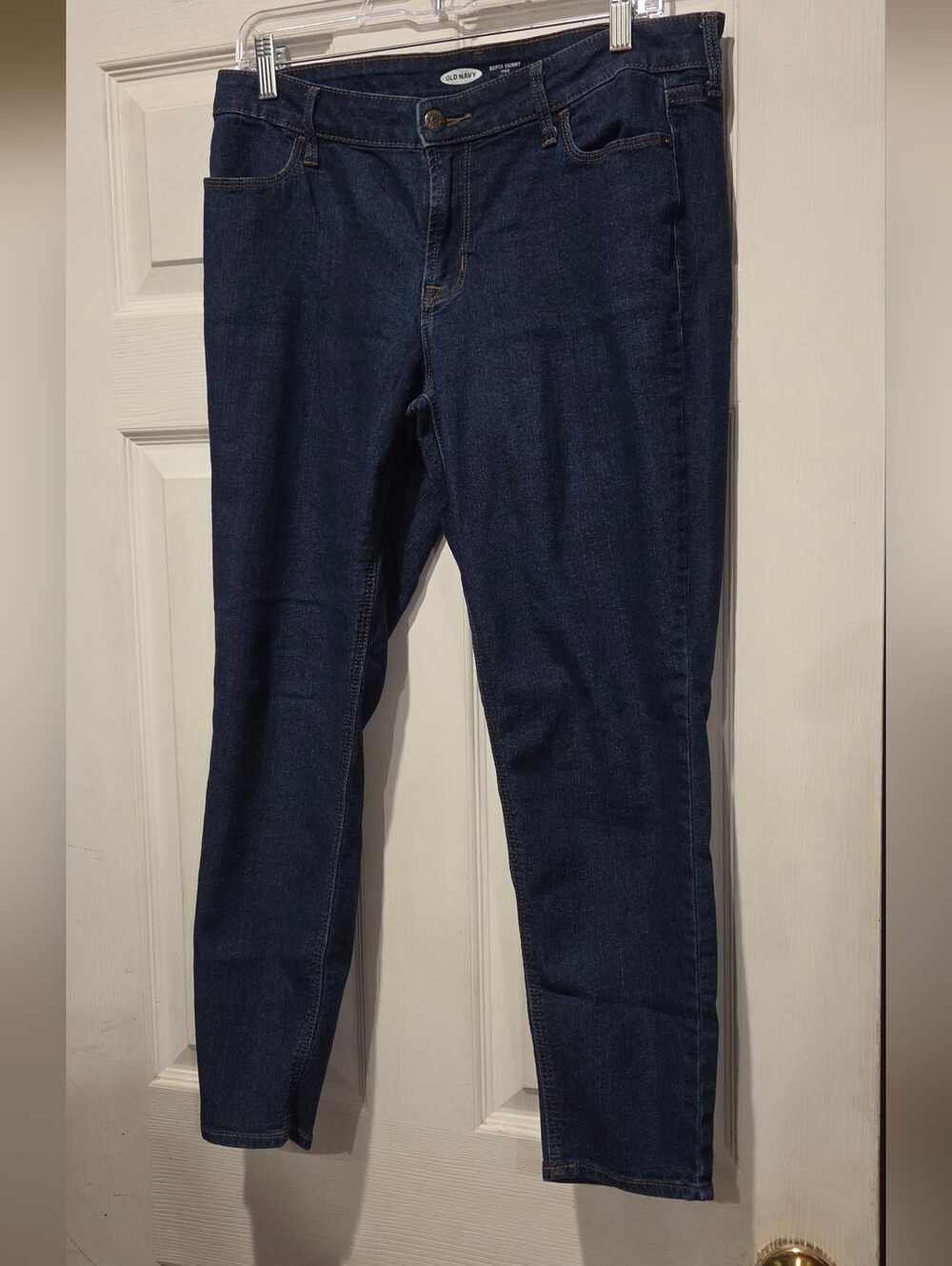 OLD NAVY SUPER SKINNY ANKLE JEANS